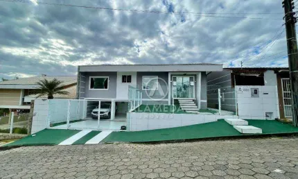 Casa com 2 dormitórios para alugar, 74 m² por R$ 3.525,00/mês - Fortaleza - Blumenau/SC