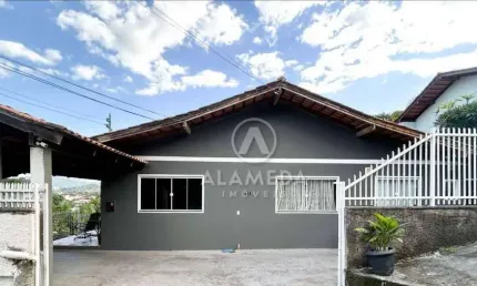 Casa com 3 dormitórios à venda, 101 m² por r$ 1.000.000,00 - itoupava norte - blumenau/sc