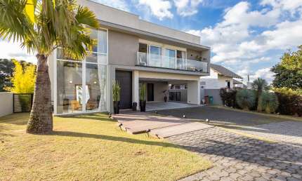 CASA À VENDA COM 4 SUÍTES NO ALPHAVILLE RESIDENCIAL PARATI EM PINHAIS
