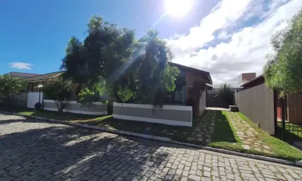 Casa em Condomínio para Venda em São Pedro da Aldeia, Nova São Pedro, 3 dormitórios, 1 suíte, 1 banheiro, 2 vagas