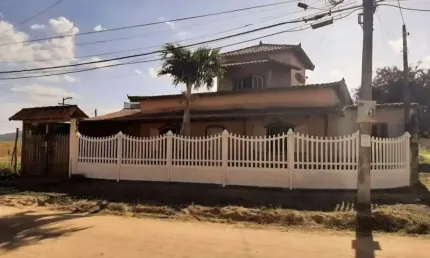 Casa para venda em são pedro da aldeia, jardim das acácias, 3 dormitórios, 1 suíte, 2 banheiros, 4 vagas