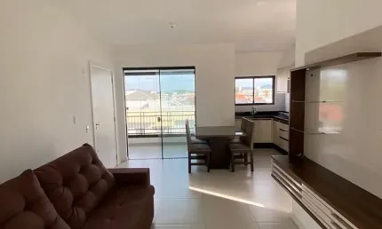Lindo Apartamento Semimobiliado à Venda no Bairro Universitário em Tijucas/SC