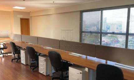 Belíssima sala Edíficio 811 Executive Offices para VENDA