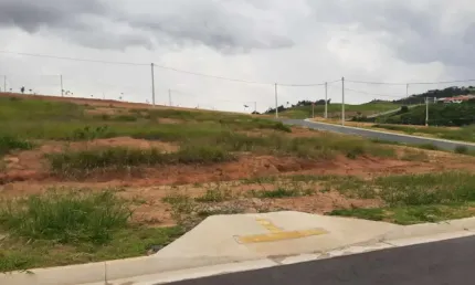 Lote de terreno situado no loteamento vila amélia com 200 metros quadrados - em breve inicio para construi.