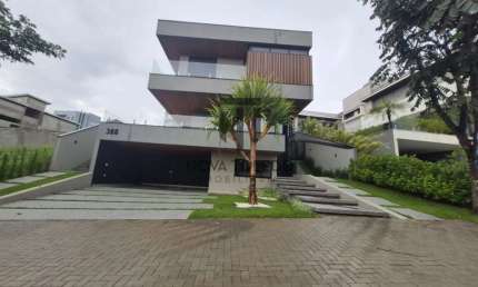 Casa em Condomínio - Residencial Alphaville II - Urbanova - 4 Dormitórios Suítes - 477m²