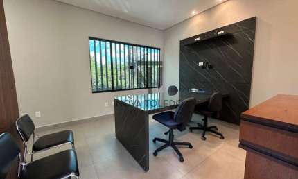 SALA COMERCIAL PARA LOCAÇÃO MOBILIADA PAVIMENTO SUPERIOR COM 23 METROS QUADRADOS.