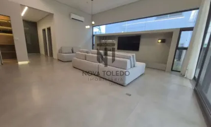 Casa Térrea - Condomínio Reserva das Figueiras - Mobiliada