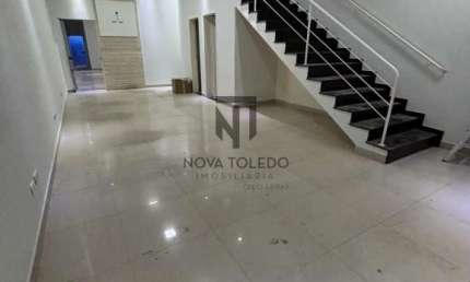Casa com 2 quartos para alugar na Rua Alfredo Pereira Filho, Vila Industrial, São José dos Campos