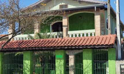 SOBRADO PARA VENDA/LOCAÇÃO - 236m² - 3 DORMITÓRIOS 1 SUÍTE - JARDIM ALTOS DE SANATANA - SJC