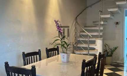 LINDA SOBRADO EM CONDOMÍNIO - 150m² - 3 DORMITÓRIOS 1SUÍTE - JARDIM UIRÁ - SÃO JOSÉ DOS CAMPOS