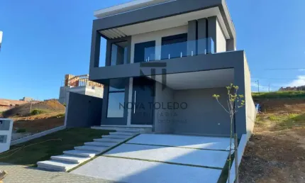 LINDO SOBRADO Á VENDA - 3 SUÍTES SENDO 1 MÁSTER- CONDOMÍNIO TERRAS ALPHA - CONDOMÍNIO COM GRANDE CAMPO DE VALORIZAÇÃO.
