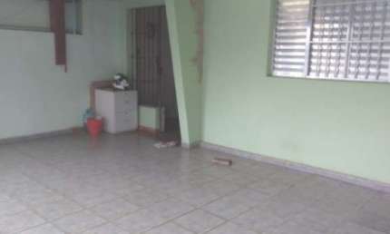 Casa térrea   com dois dormitórios,  2 vagas de garagem, 2 banheiros- próximo da Av Ultramarino - Lauzane Paulista