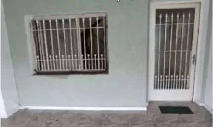 Sobrado com dois  dormitórios, salão, uma vaga de garagem,  próximo do metro santana