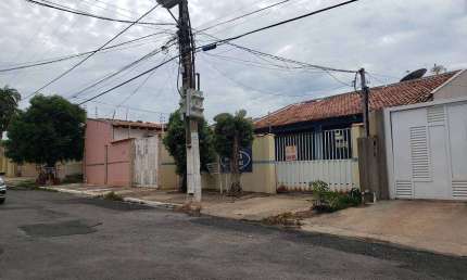 Casa Térrea com 3 quartos sendo uma Suíte no Recanto dos Passáros