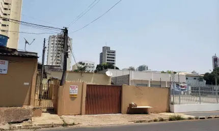Casa de vila para venda tem 350 metros quadrados em Duque de Caxias - Cuiabá - MT