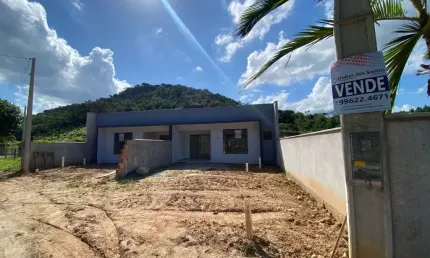 ** Oportunidade única! 2 Geminados à venda em Schroeder – Centro Leste!*