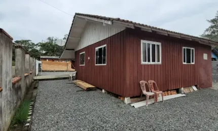**OPORTUNIDADE! CASA DE ESQUINA NO BAIRRO ITOUPAVA AÇU – SCHROEDER**