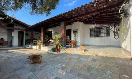 Casa com 3 dormitórios para alugar, 200 m² por R$ 5.580,00/mês - Jardim Fortaleza - Paulínia/SP
