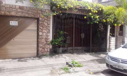 Casa com 4 dormitórios à venda, 195 m² por R$ 1.000.000,00 - Mariano Procópio - Juiz de Fora/MG