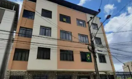 Apartamento térreo com 3 dormitórios à venda, 110 m² por R$ 430.000 - Jardim Glória - Juiz de Fora/MG