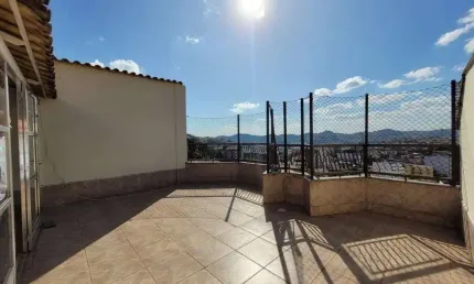 Cobertura 4 quartos com elevador no Santa Helena por R$ 520 mil
