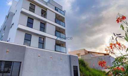 Cobertura dúplex 3 quartos elevador no Recanto da Mata