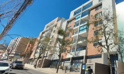 Apartamento garden com 3 quartos, suíte, e vagas, elevador no Vale do Ipê