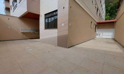 Apartamento Garden com ares de casa no Santa Helena por R$ 559 mil