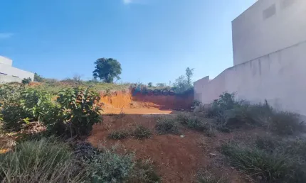Terreno em condomínio fechado à venda na Rua Doutor Nelson Lougon Borges de Mattos, Novo Horizonte, Juiz de Fora