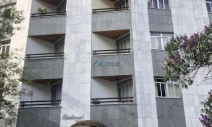 Apartamento com 3 quartos à venda na Rua Farmacêutico José Mostaro, Passos, Juiz de Fora