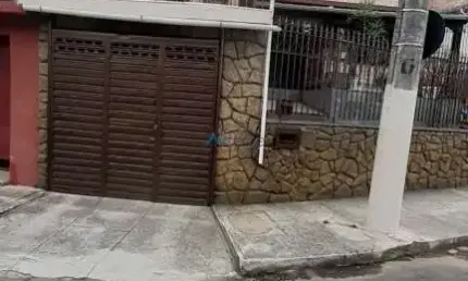 'Oportunidade' casa estilo sobrado no bairro Centenário