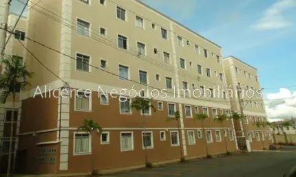 Apartamento de 02 quartos com garagem em  São Pedro.