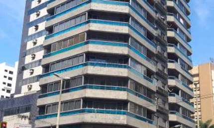 Apartamento de Alto padrão no coração do centro da cidade com 313m² de 4 quartos com 2 suítes e 2 vagas garagem