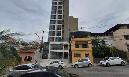 Quarto e sala com garagem no melhor ponto de São mateus