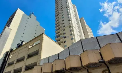 Excelente apartamento com 2 quartos, suíte e garagem, com uma vista deslumbrante!