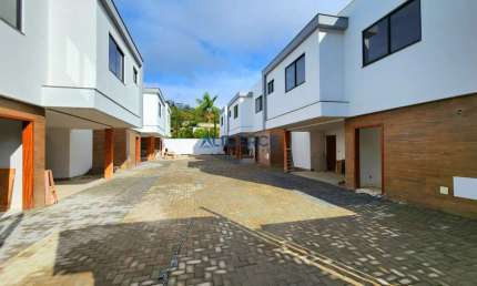 Casa em condomínio fechado com 3 quartos à venda na Rua Florianópolis, Parque Jardim da Serra, Juiz de Fora