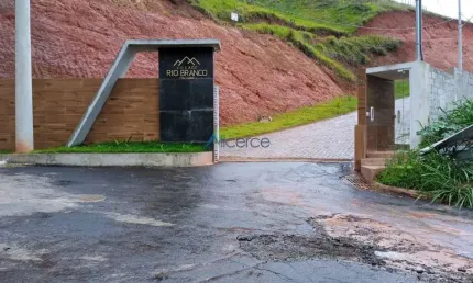 Terreno em condomínio fechado à venda na Avenida Barão do Rio Branco, Quintas das Avenidas, Juiz de Fora