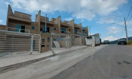 Casa com 2 quartos à venda na Rua Homero Braga Fontes, Cerâmica, Juiz de Fora