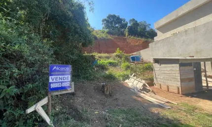 Terreno com excelente localização  no Portal do Aeroporto 979m²