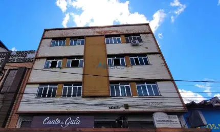 Apartamentos com 03 quartos com opção para fazer cobertura no Morro da Glória