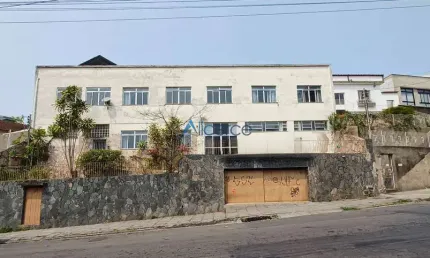Terreno à venda na Rua Monsenhor Gustavo Freire, São Mateus, Juiz de Fora