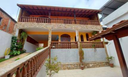 Casa confortável, 3 quartos com varanda gourmet no Santos Dumont