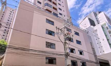 Apartamento com 03 suítes, elevador e 02 vagas de garagem em São Mateus