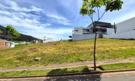 Terreno em condomínio fechado à venda na Rua Bellatrix, Terras Altas, Juiz de Fora