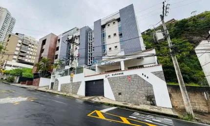 Apartamento com 2 Quartos e 1 banheiro à Venda, 63m² por R$ 275.000,00