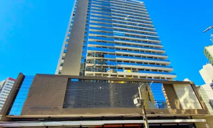 Studio na Avenida Presidente Itamar Franco- com ampla área de lazer.