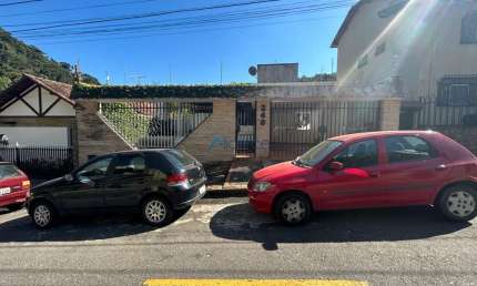 Linda casa de 4 quartos no vale do ipê - Proximidade com conforto