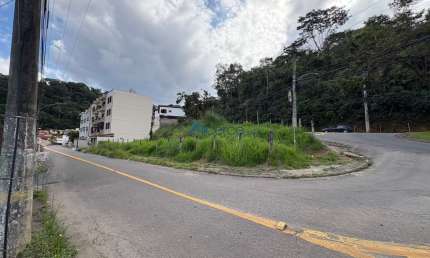 Terreno à venda na Rua Doutor Jamil Altaf, Vale do Ipê, Juiz de Fora
