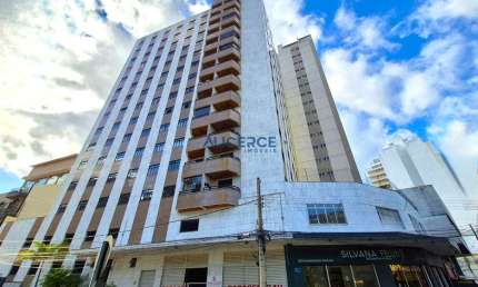 Apartamento com 04 quartos e 02 vagas de garagem e elevador em São Mateus.