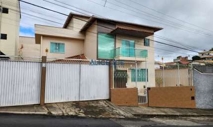 Linda Casa, na zona sul da cidade de Juiz de Fora, MG !